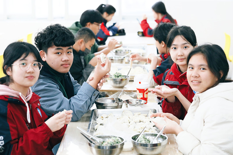 包饺子2_副本.jpg