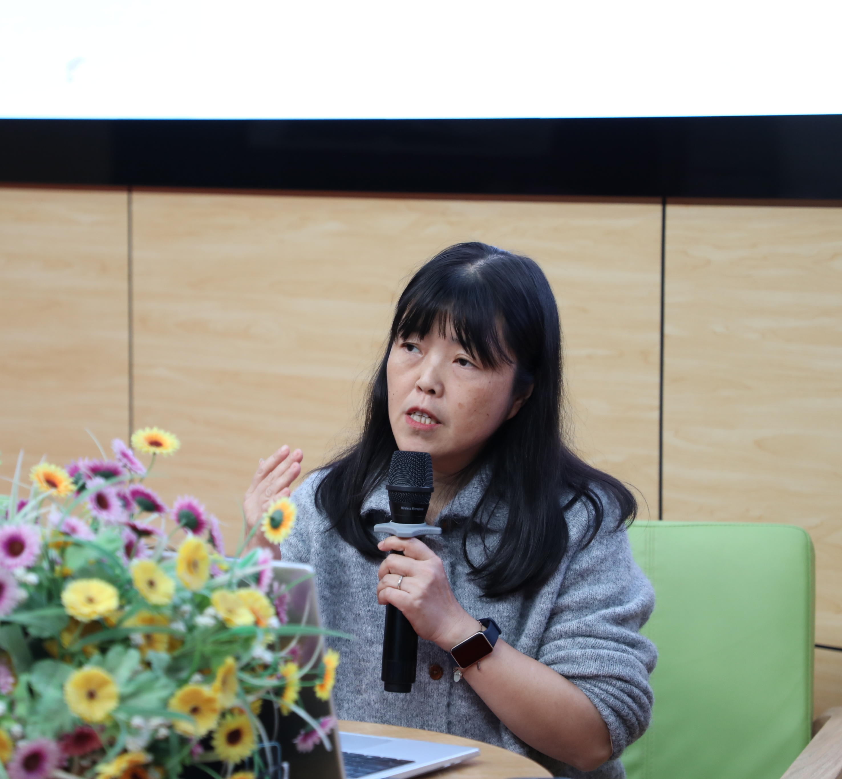 张晓霞.jpg 张晓霞.jpg